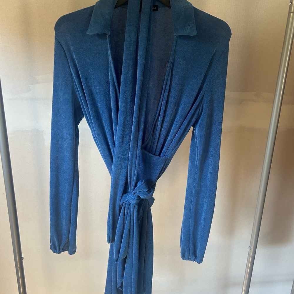 🔴SOLD🔴 Blue Dress with wrap around belt
